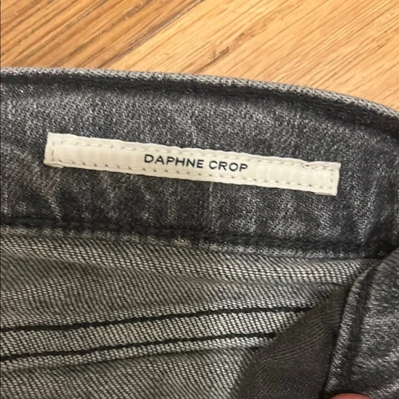 Gray Daphne Crop Jeans - Picture 7 of 9